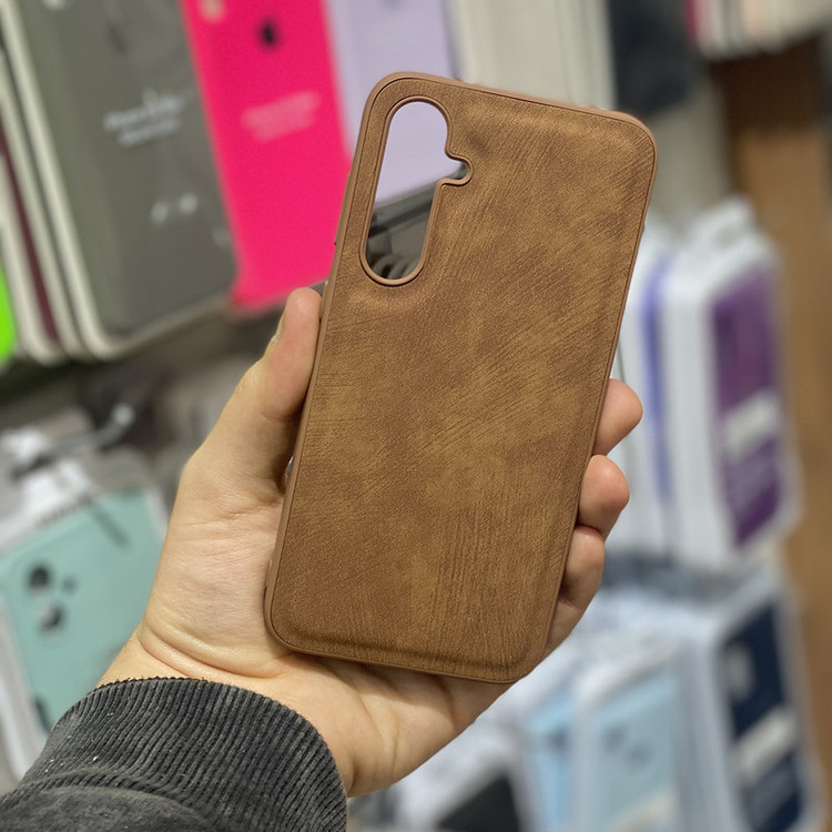 کاور طرح چرمی طوسی مناسب برای گوشی موبایل سامسونگ Galaxy S23 FE