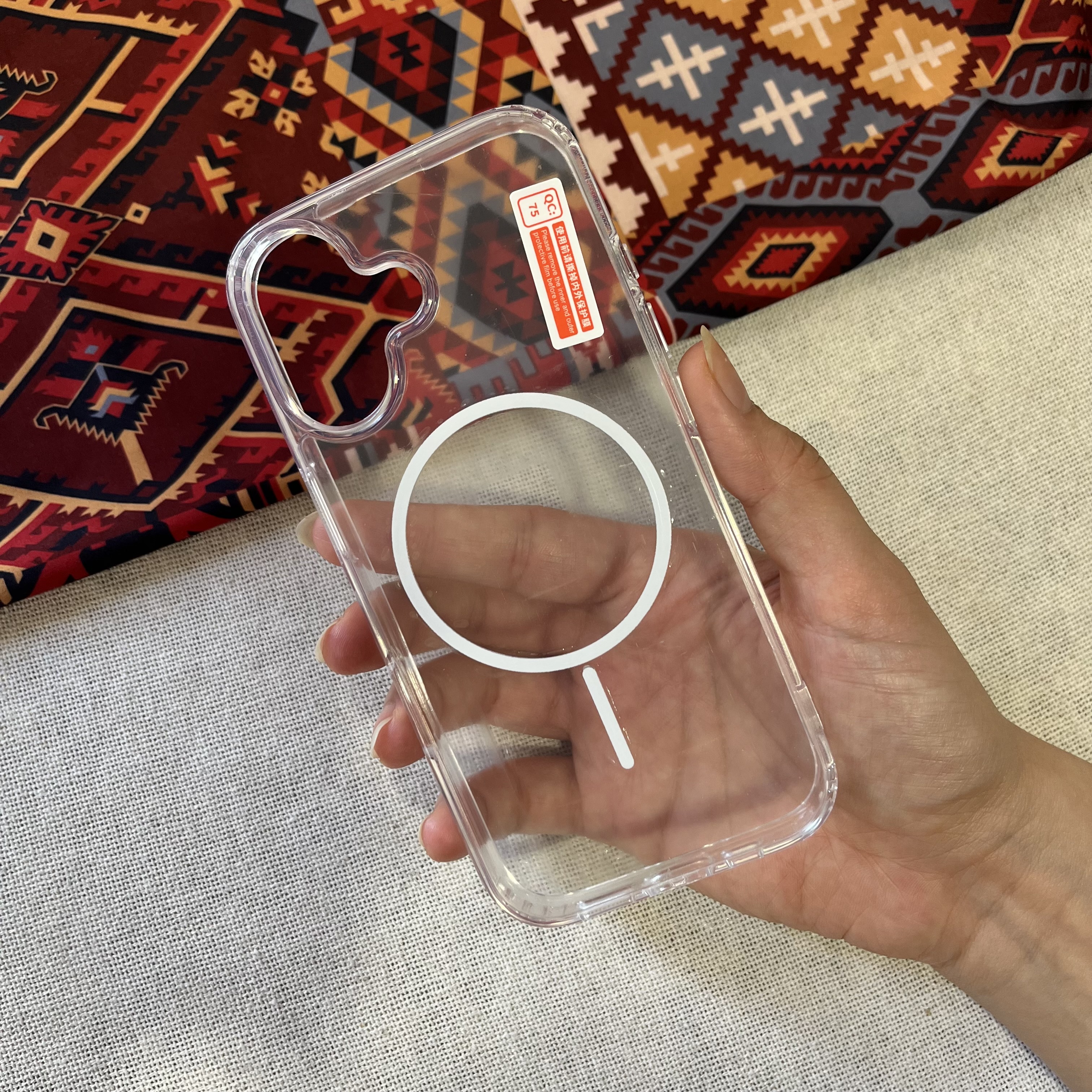 قاب گوشی iPhone ۱۷ آیفون اورجینال طلقی ژله ای شفاف ایربگ دار کپسولی مگ سیف دار Magnetic سفید