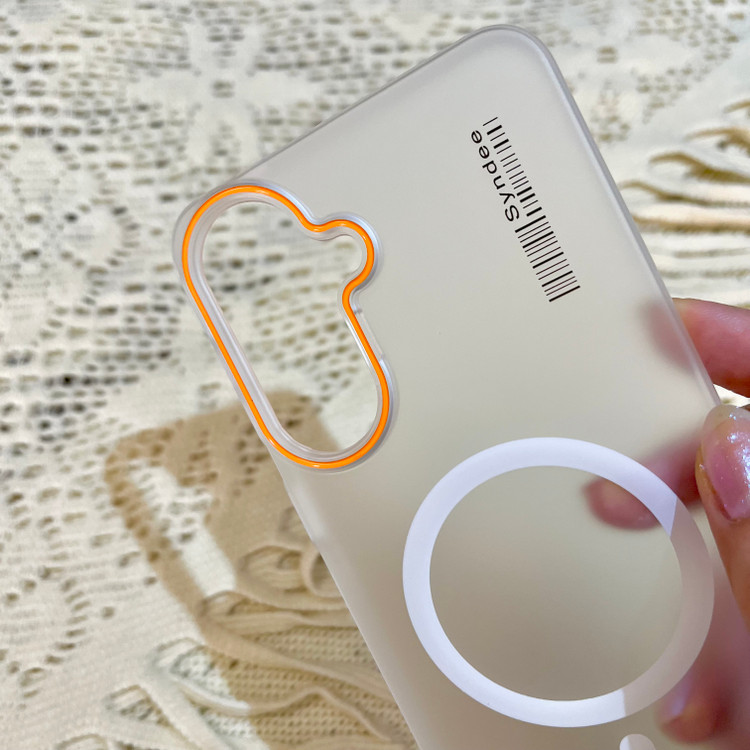 قاب گوشی Galaxy A57 سامسونگ Syndee مات طرح مگ سیف Magsafe اسپرت لنز برجسته سفید